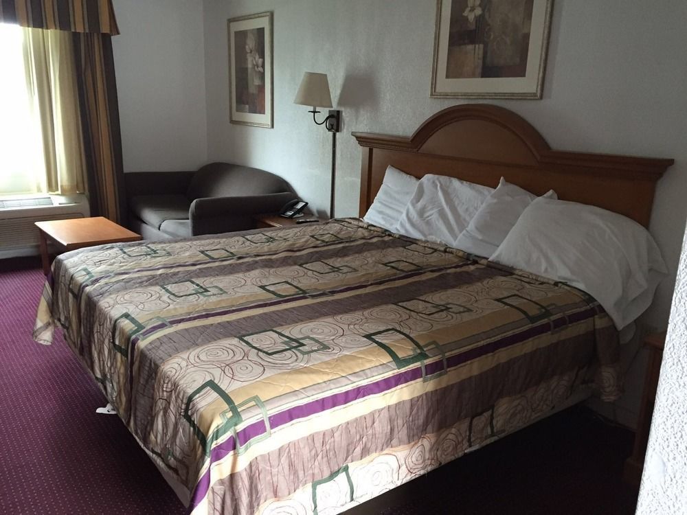 Econo Lodge Franklin Zewnętrze zdjęcie